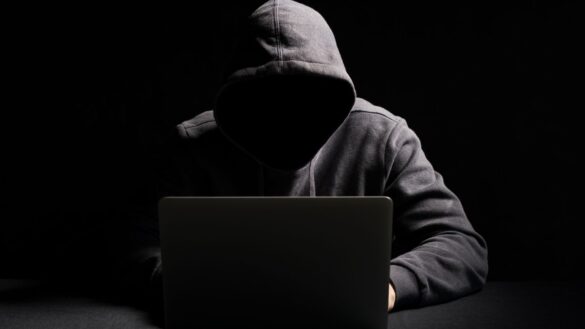 AGCOM: 50% degli italiani vittima di odio o fake news online