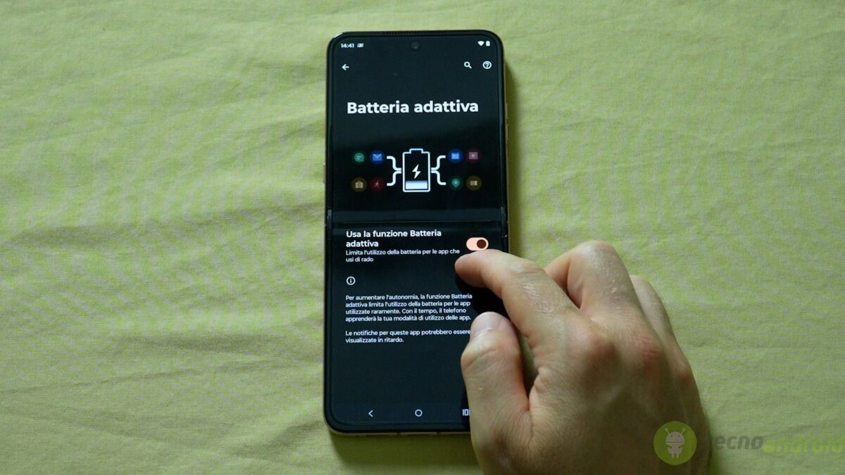 Motorola Razr Ultra () Motorola Razr Ultra ()