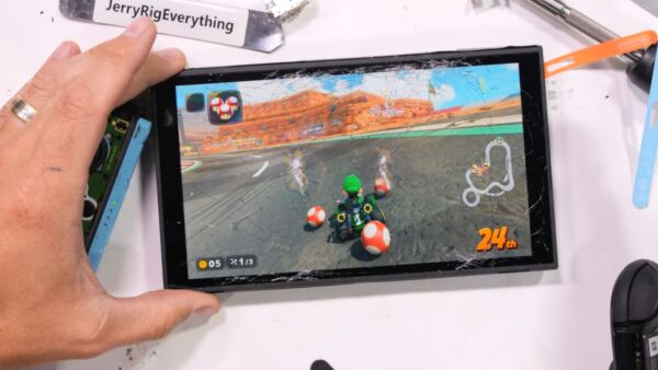 Nintendo Switch 2 test resistenza JerryRigEverything