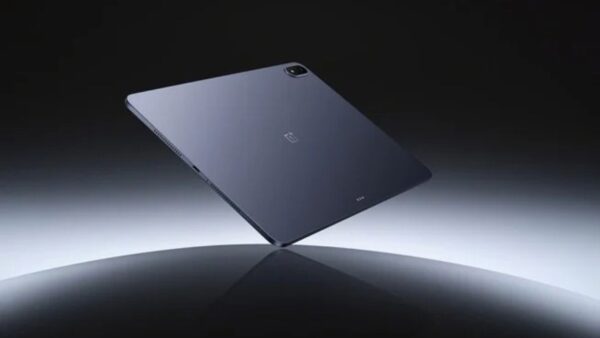 OnePlus Pad 3 è ufficiale in Italia: display da 13.2" e design super sottile