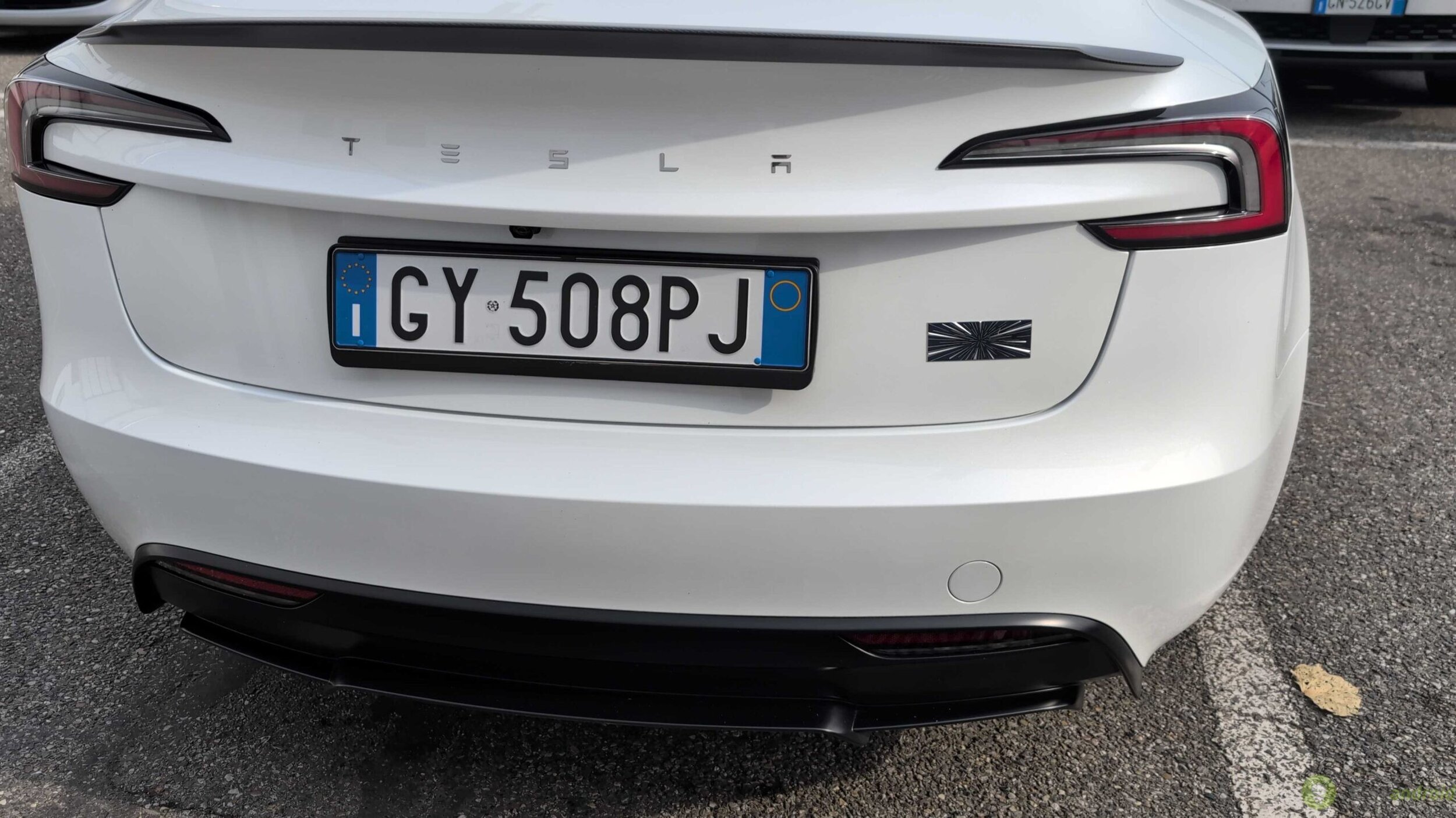 Tesla Model  Performance ()