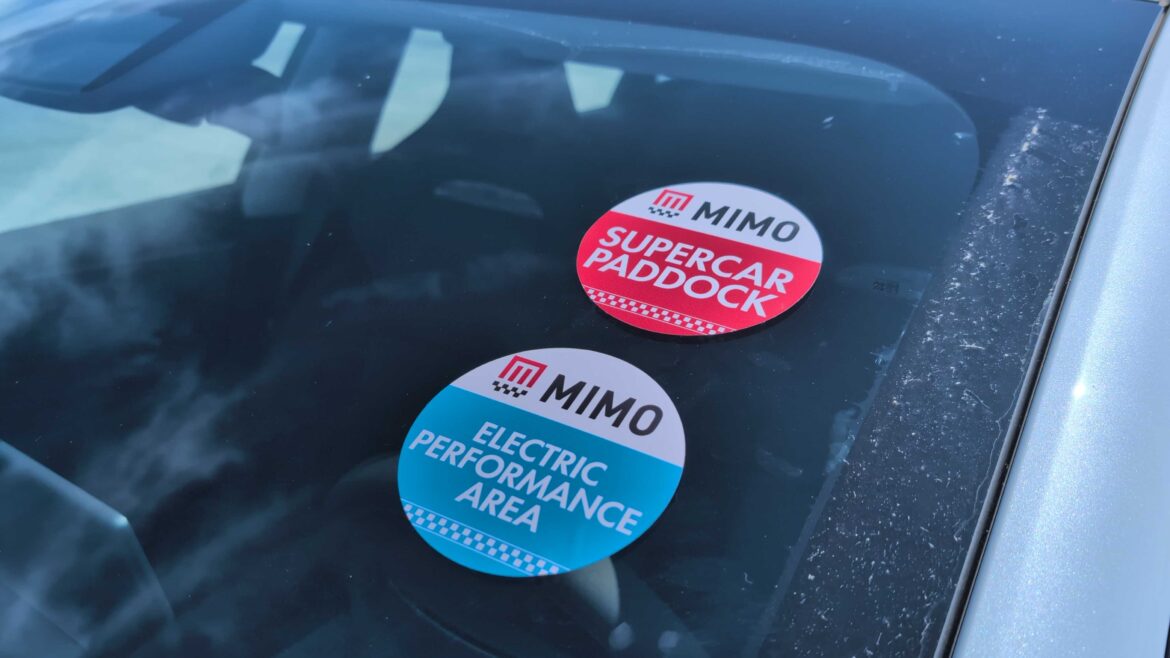 Tesla Model  Performance ()