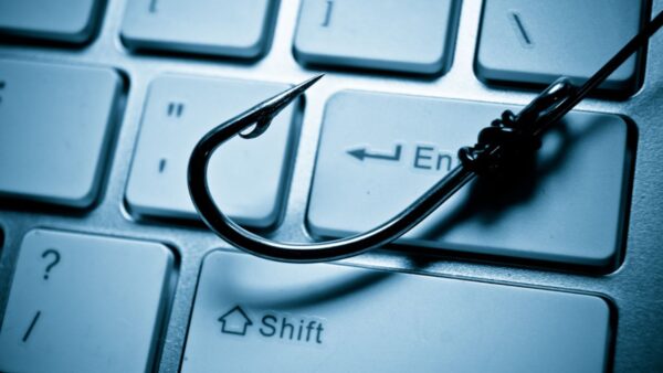 Truffa improvvisa e soldi scomparsi: come funziona e cos'è il phishing