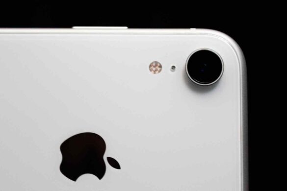 Trump alza i dazi sugli iPhone prodotti all’estero