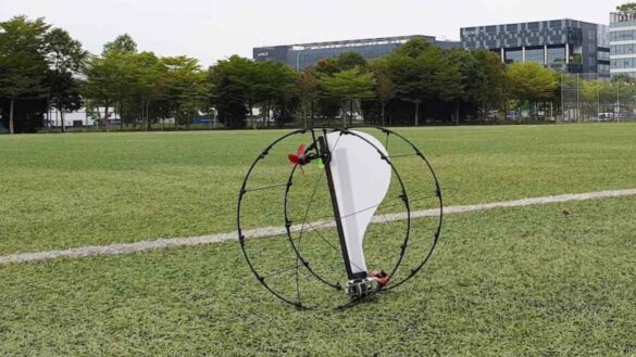 ATOM, il robot di Singapore che sfida i limiti della mobilità ibrida
