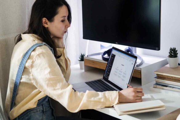 ChatGPT spegne il cervello? Lo studio MIT sugli studenti
