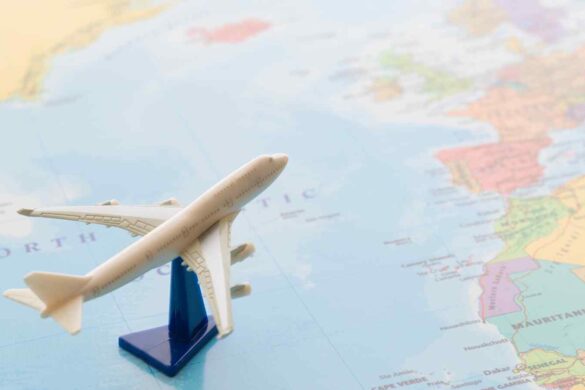 Viaggi in business e jet privati nel mirino: arriva la carbon fee