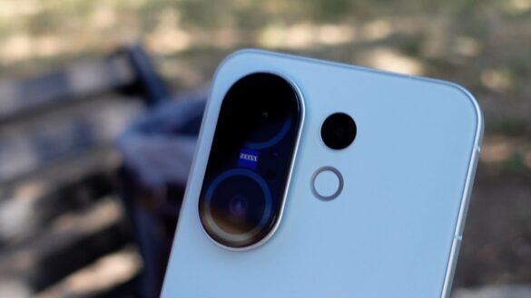 Vivo X200 FE Vivo X200 FE
