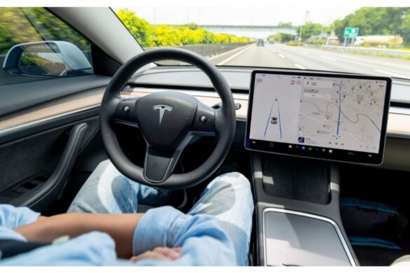 Tesla conquista l’Europa: guida autonoma tra le sfide del traffico urbano