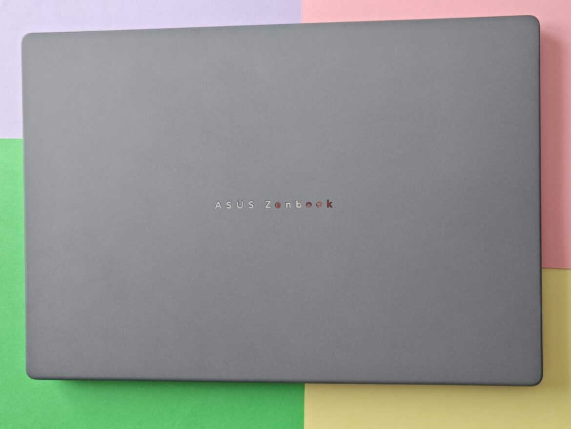 Asus Zenbook A () Asus Zenbook A ()