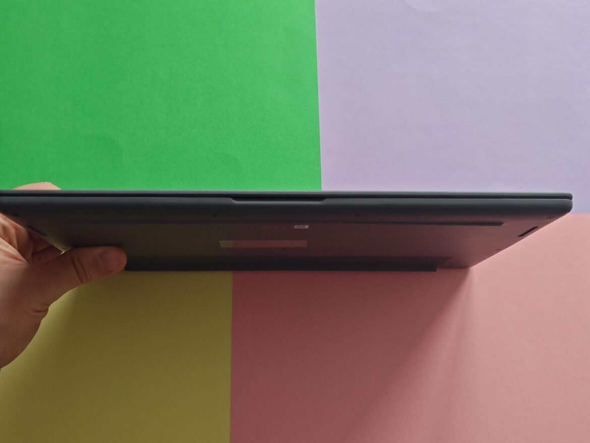 Asus Zenbook A () Asus Zenbook A ()