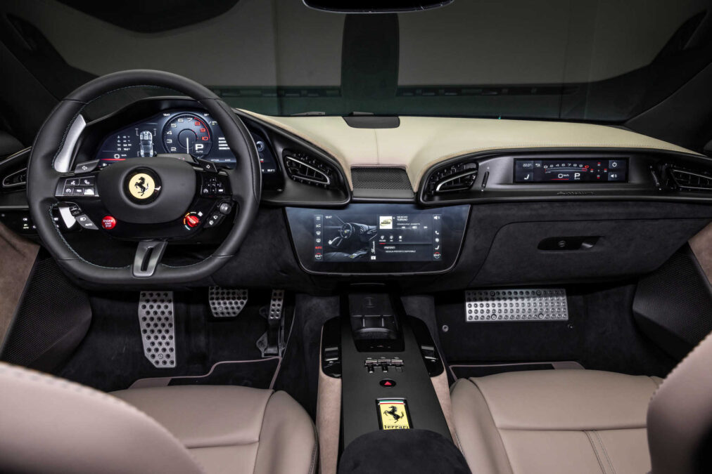 Ferrari Amalfi () Ferrari Amalfi ()