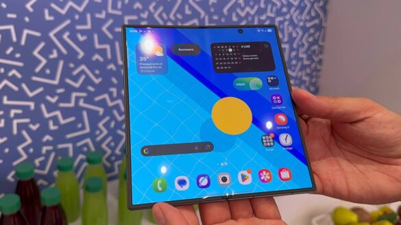 Galaxy Fold () Galaxy Fold ()