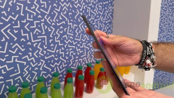galaxy - utilizzo Galaxy Fold ()