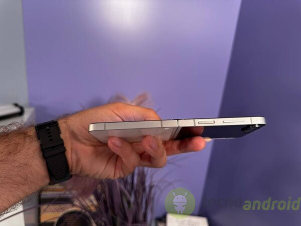 galaxy - caratteristiche Galaxy Fold ()