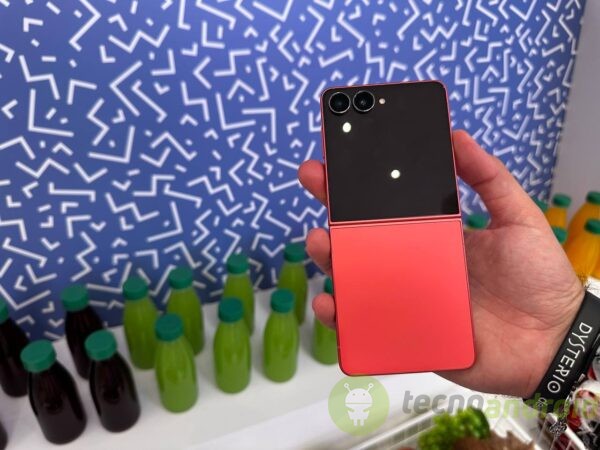 galaxy - funzionalità Galaxy Fold ()