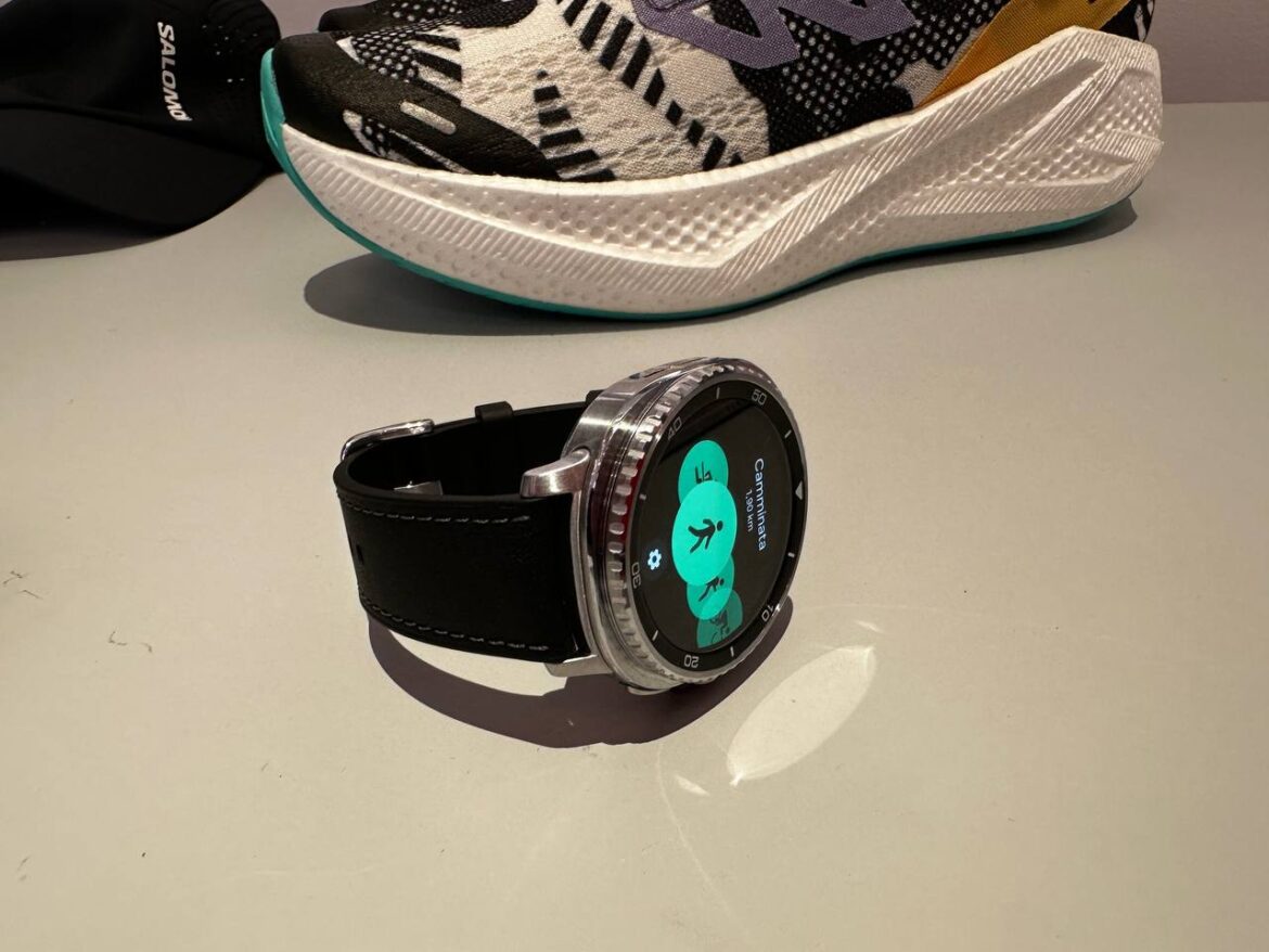 Galaxy Watch () Galaxy Watch ()