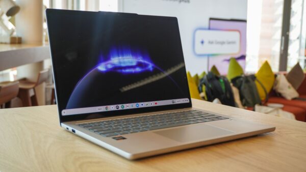 Google AI Pro Chromebook plus Lenovo