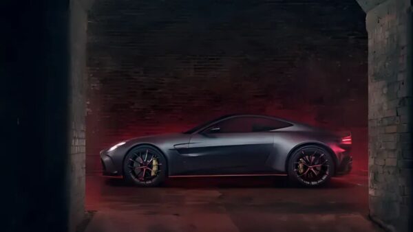 Aston Martin Vantage S: più potenza, più velocità, più adrenalina