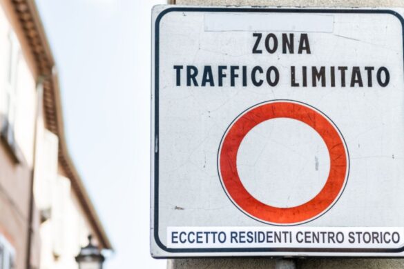 Milano ZTL Quadrilatero: multe per le auto? Tutto fermo fino a settembre