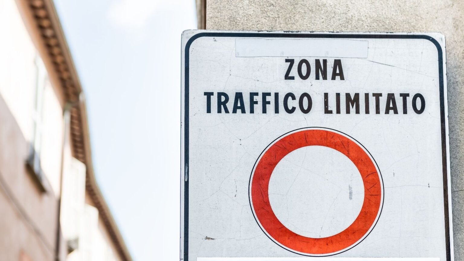 ZTL Quadrilatero Milano: cambiano ancora le regole d’accesso