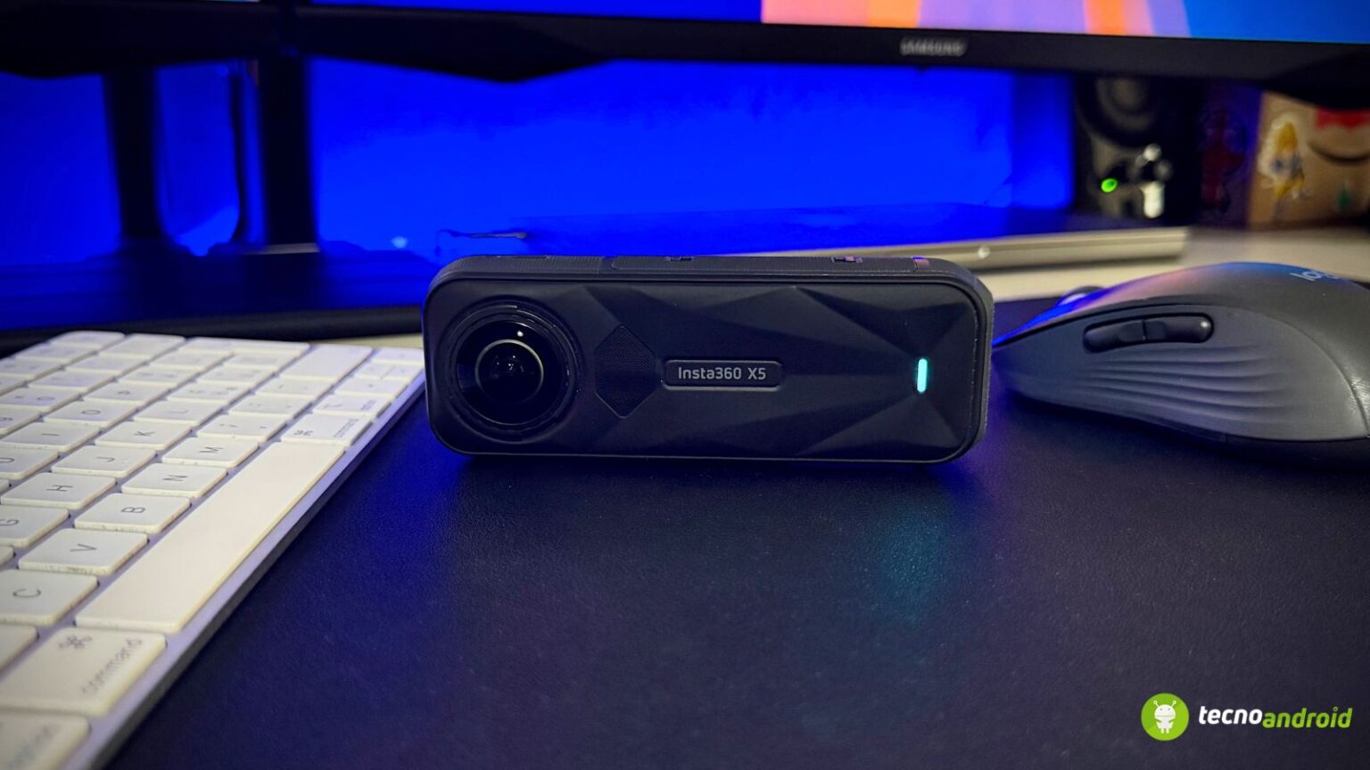 Insta360 X5 si aggiorna con AdaptiveTone, accessori per moto e nuove opzioni subacquee