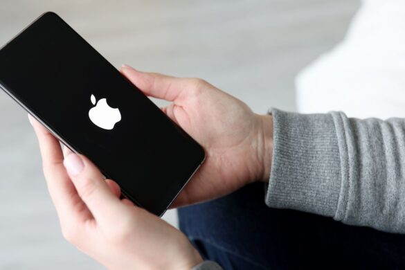 Apple propone alcune novità per gli schermi dei suoi iPhone 17