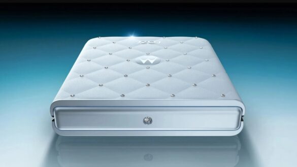 Motorola x Swarovski, confermata la lussuosa collaborazione