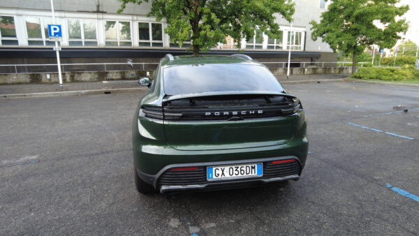 porsche macan 4s - immagine 17 DCIMMEDIADJI JPG