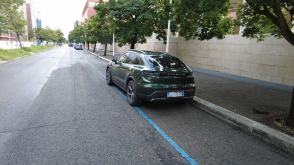 porsche macan 4s - immagine 11 DCIMMEDIADJI JPG