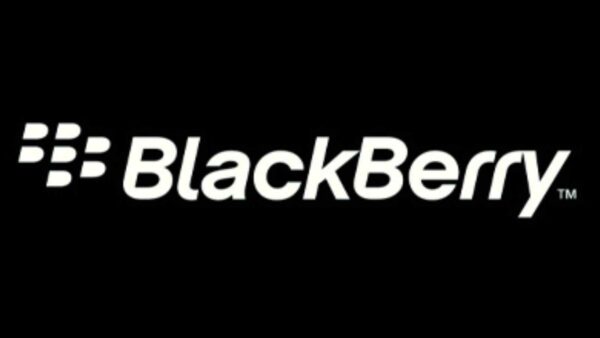 BlackBerry potrebbe tornare grazie a Clicks e alla nostalgia tech, puntando su tastiere fisiche e un approccio più consapevole.