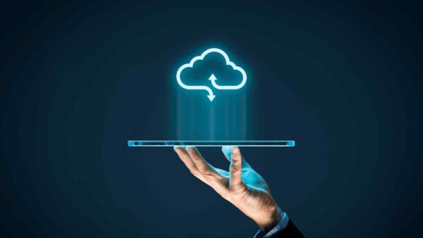 Il nuovo decreto sul diritto alla copia privata estende i compensi a cloud, smartphone e dispositivi, anche se ormai nessuno copia più.