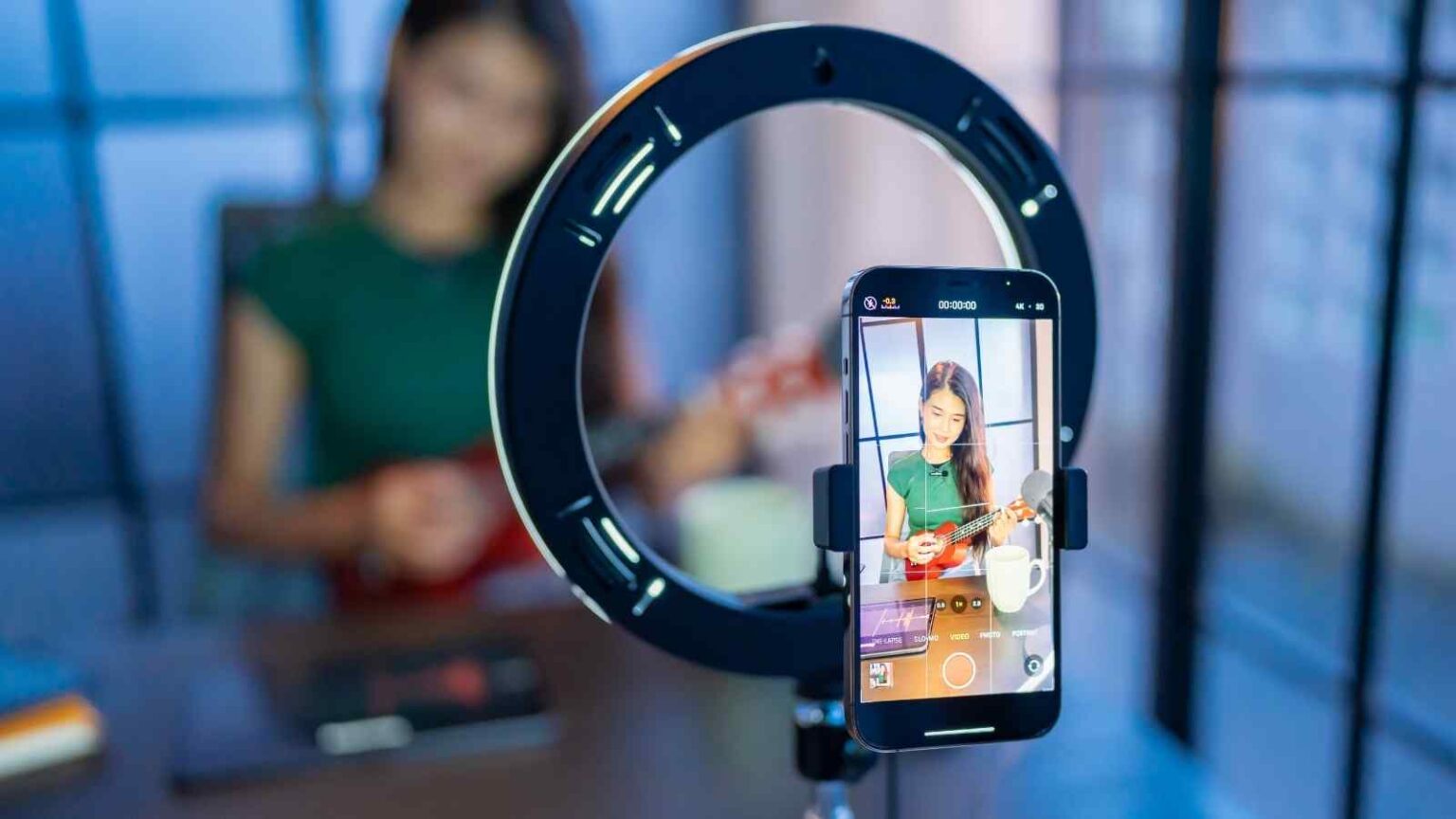 AGCOM introduce un codice di condotta per influencer: più regole, chiarezza e responsabilità nella creator economy italiana.