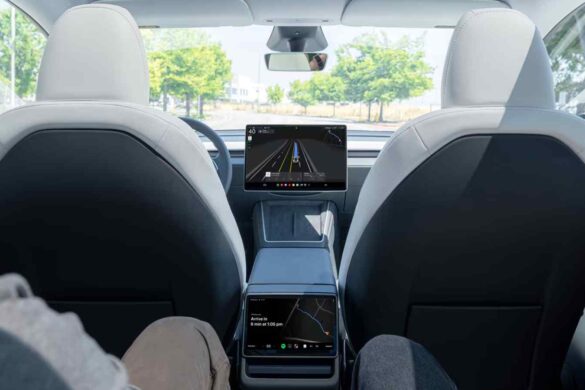 Guida autonoma: Tesla espande il Robotaxi tra USA ed Europa