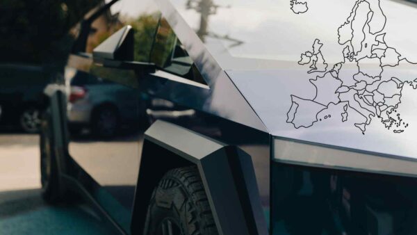 Tesla rallenta in Europa con calo vendite del 37% nel 2025; Musk riprende il controllo per rilanciare il brand e la fiducia.