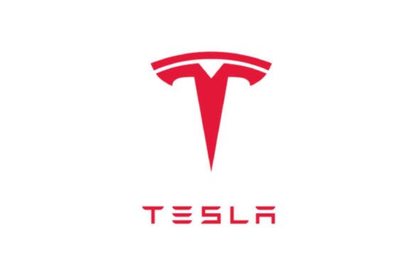 Tesla prepara un grande reveal: Roadster, Model 2 o sorpresa?