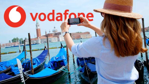 Vodafone Bronze Plus offre giga, minuti e SMS illimitati in 5G a 9,99€ al mese con prezzo bloccato per 24 mesi.