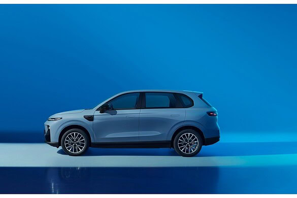Leapmotor invia 2.500 auto in Europa: a bordo anche il nuovo SUV elettrico B10