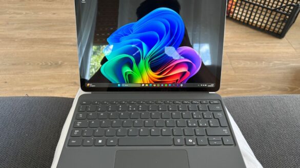 Microsoft Surface Pro 12 Microsoft Surface Pro 12
