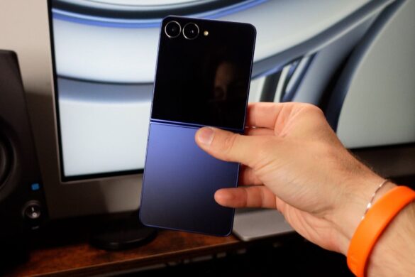 Samsung Galaxy Z Flip7 messo alla prova nei test di resistenza