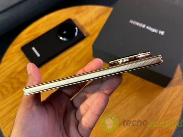 Honor Magic V5 - design Honor Magic V5 - design