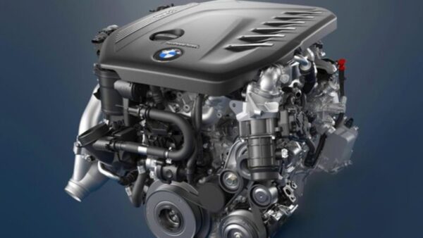 Mercedes sorprende: pronta a montare motori BMW sui suoi modelli