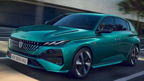 Nuova Peugeot 308: design emozionante, tecnologia moderna e guida elettrica