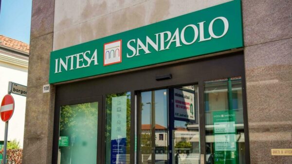 Intesa Sanpaolo down