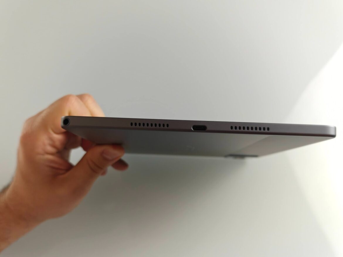 Lenovo Idea Tab () Lenovo Idea Tab ()