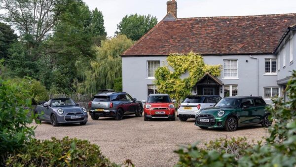 MINI, BMW,