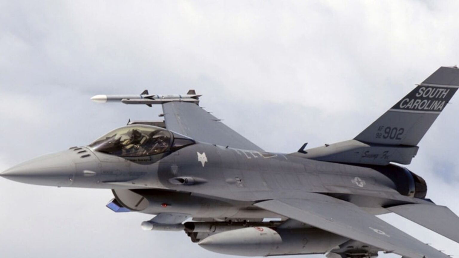 Jet F-16, nuovo sistema di addestramento