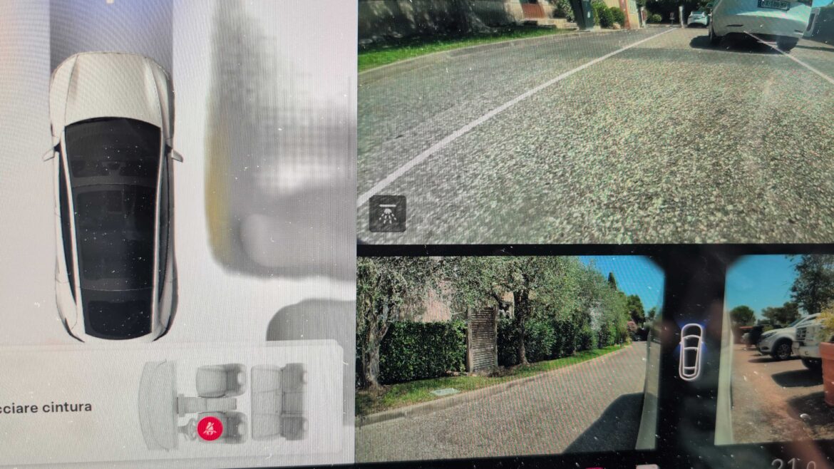 Tesla Model Y Juniper Long Range () Tesla Model Y Juniper Long Range ()