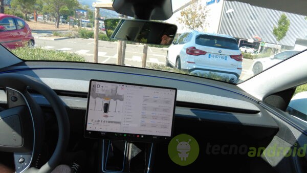tesla - specifiche DCIMMEDIADJI JPG