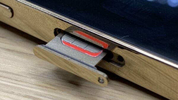iPhone slot sIM apple